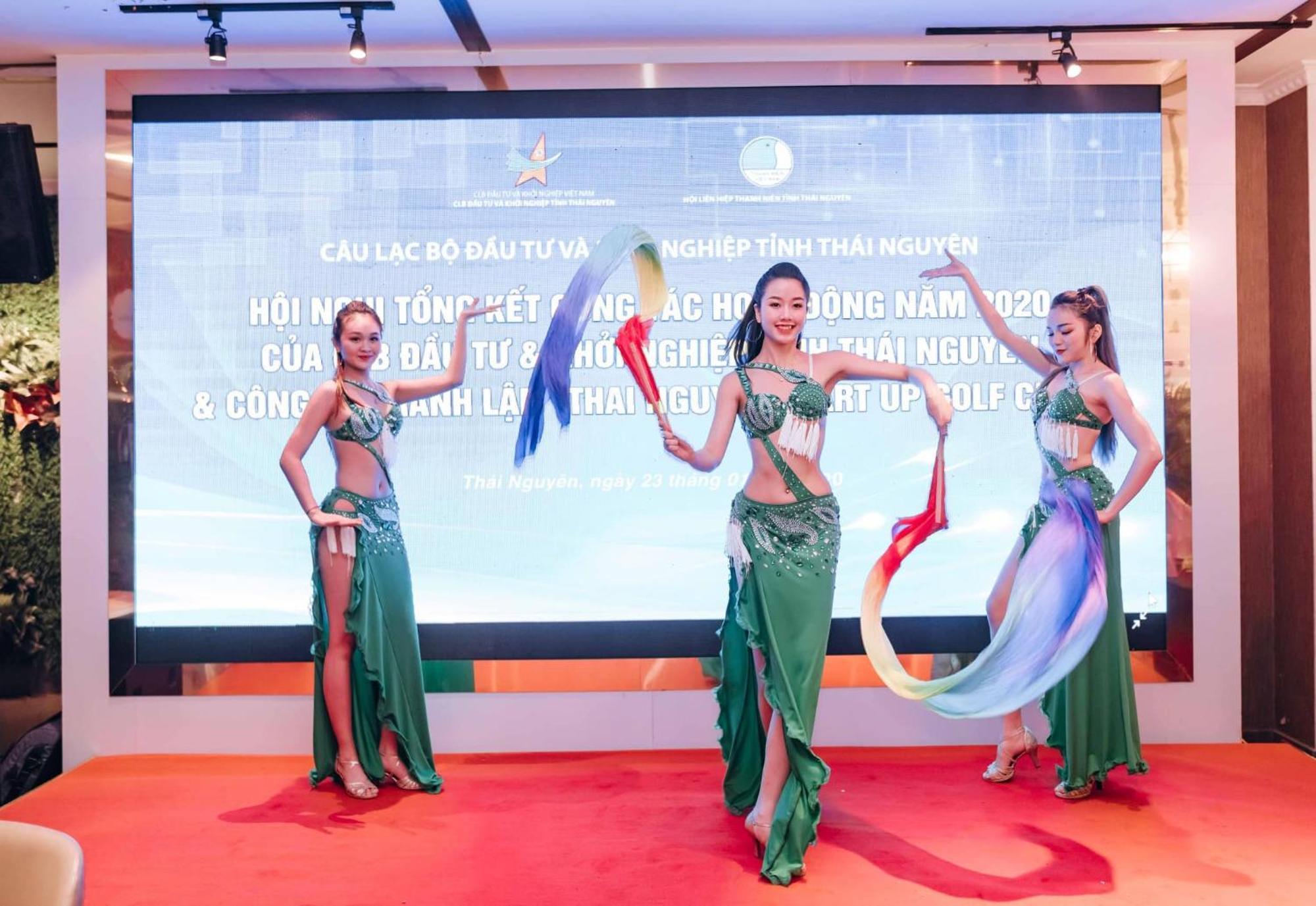 Khach San Ha Anh Dong Anh Exterior foto